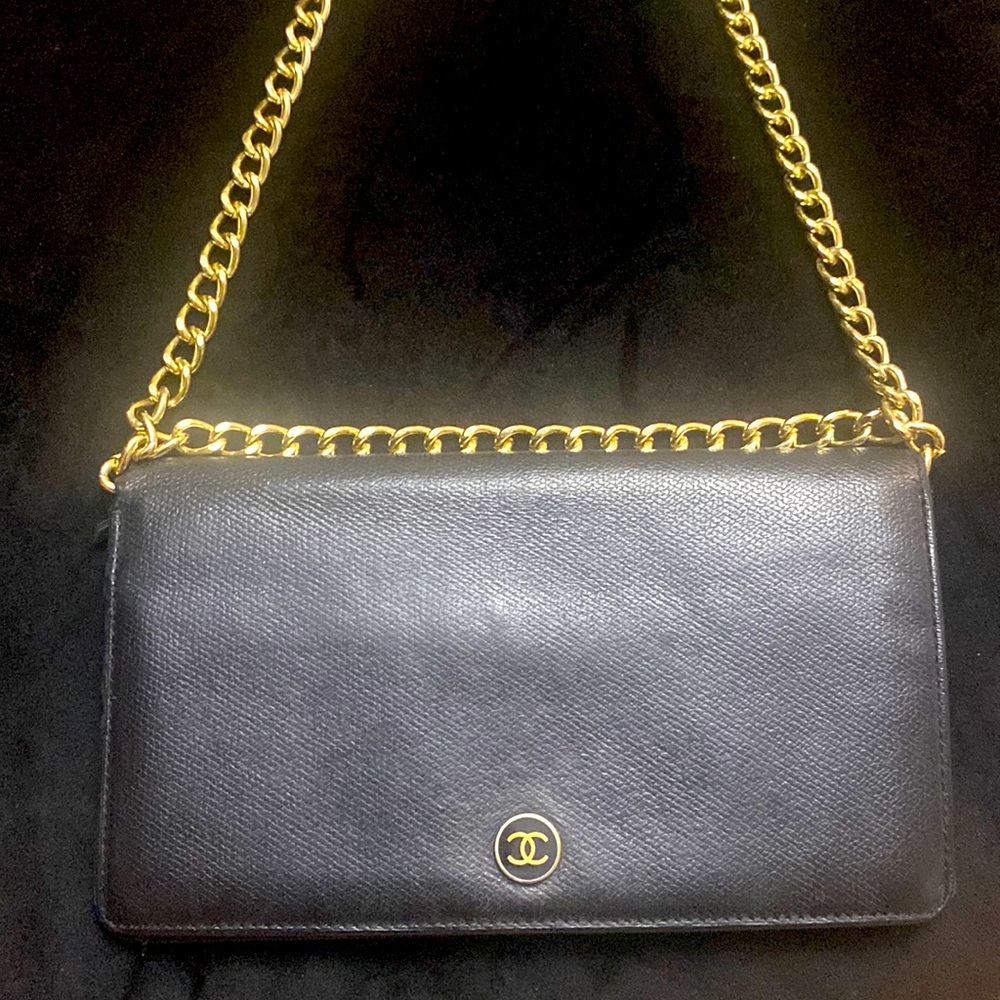 CHANEL Black Leather Chain Shoulder Wallet with Gold Hardware